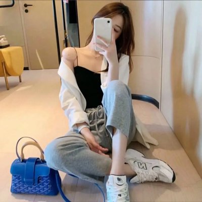 网飞对抗全世界海报